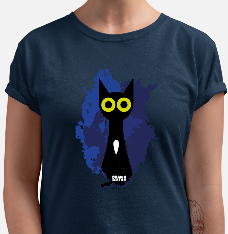 Gato preto com fundo azul