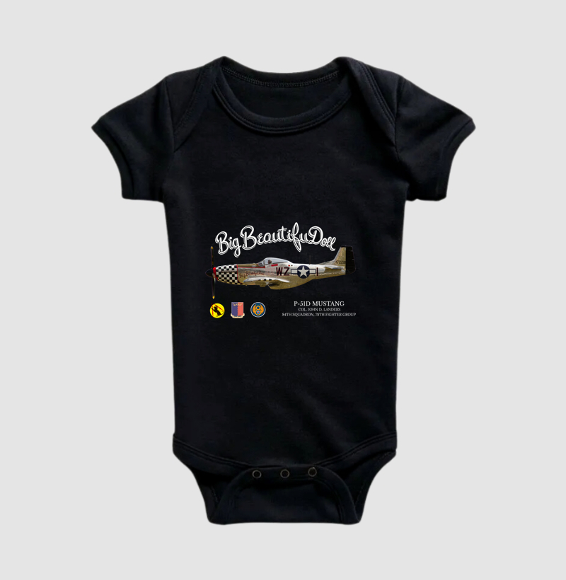 P-51 Big Beautiful Doll (escrita branca)