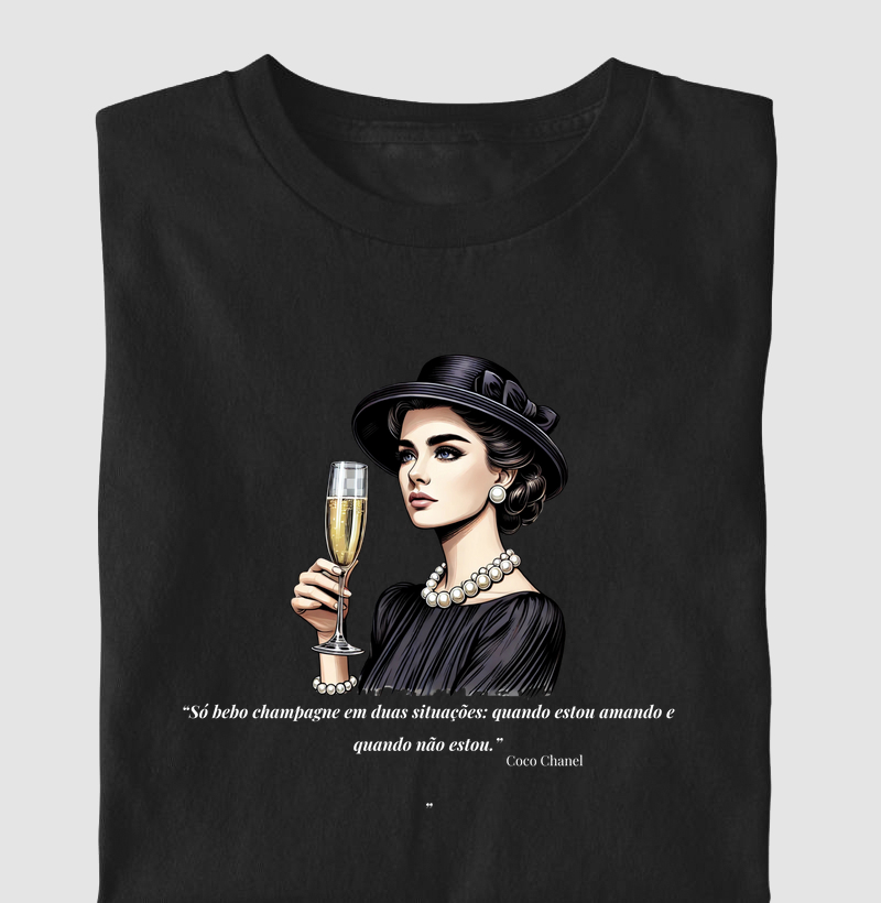 Camiseta Elegância com Champagne - Coco Chanel
