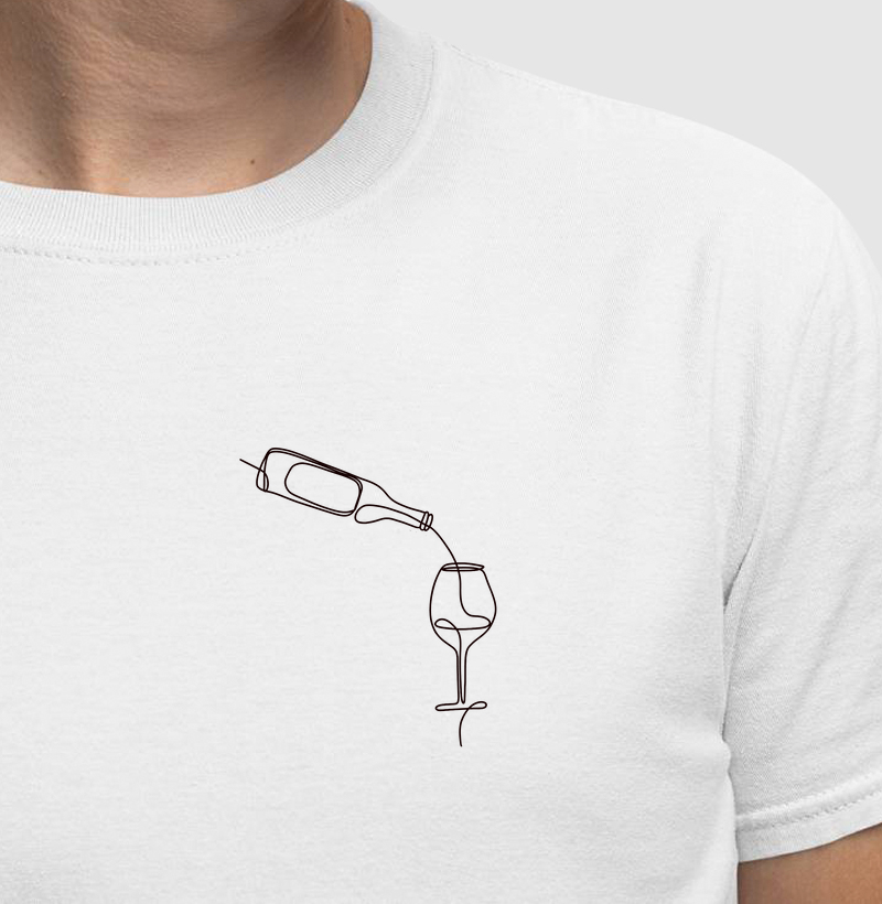 Camiseta Minimal Vinho