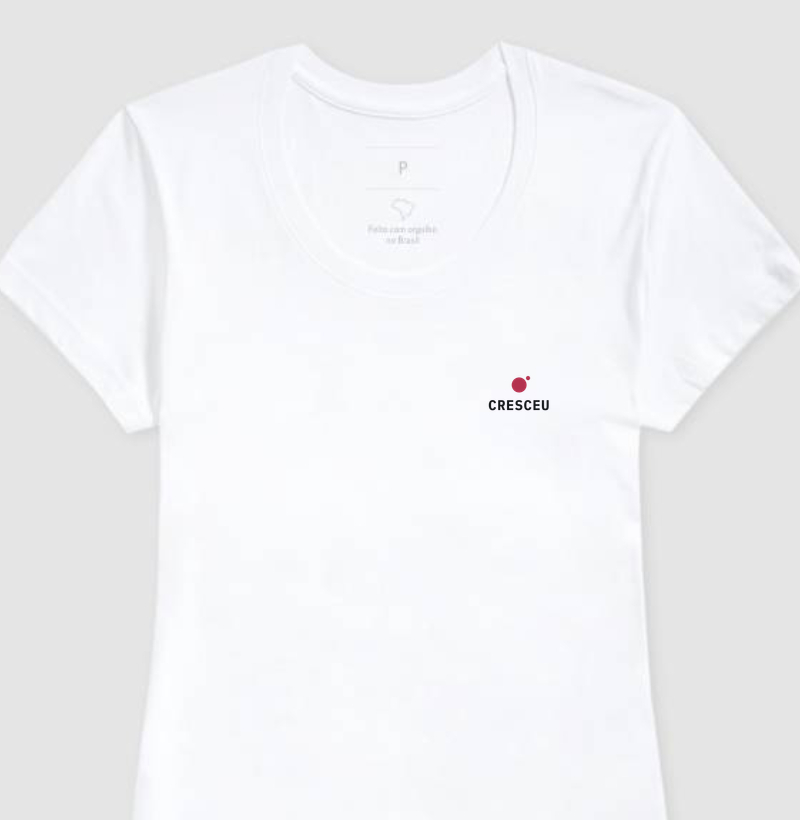 Camiseta Feminina Cresceu