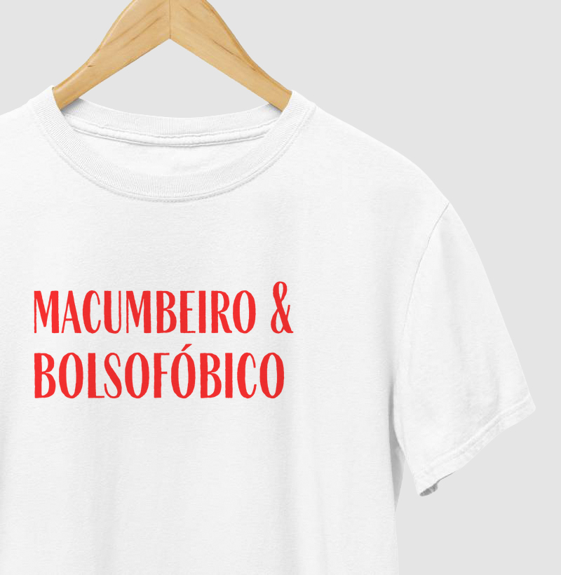 Macumbeiro e bolsofóbico