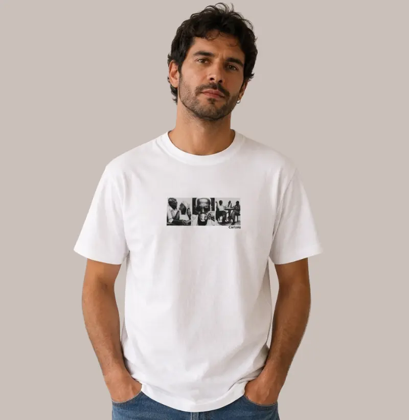 Camiseta Unissex de Algodão Cartola Estampada em Preto e Branco
