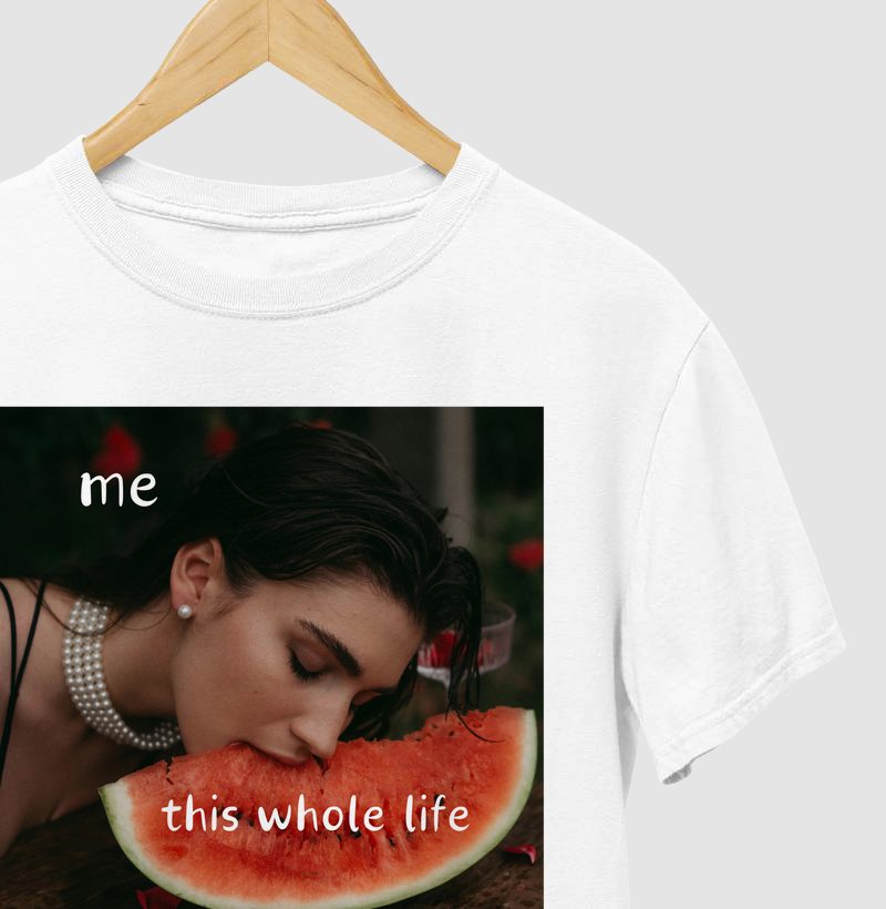Camiseta Whole Life (unissex)