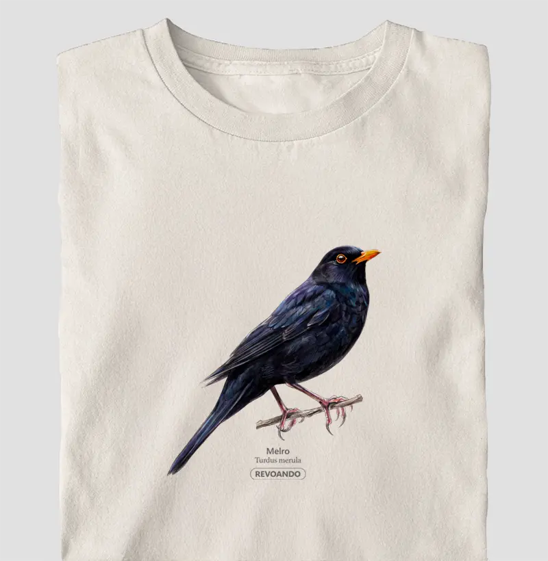 Traços Alados - Melro - Oversized - Camiseta Oversized