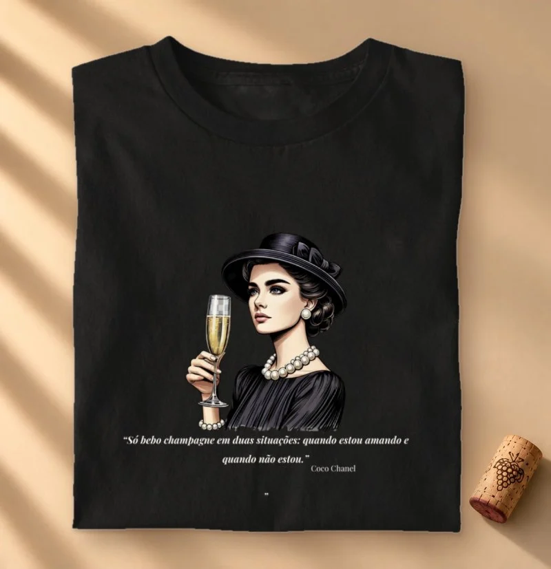 Camiseta Vinho - Elegância com Champagne - Coco Chanel