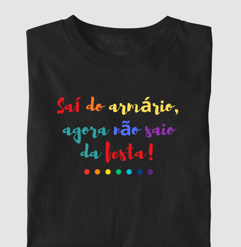 SAI DO ARMÁRIO