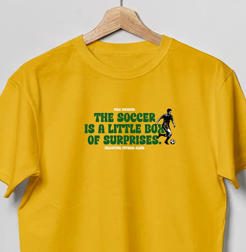 Camiseta Little Box of Surprise