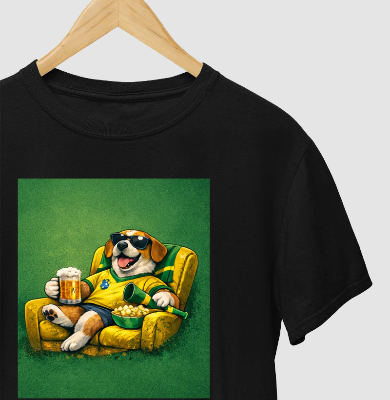 Camiseta Torcedor de Sofá | Dog Brasil Edition