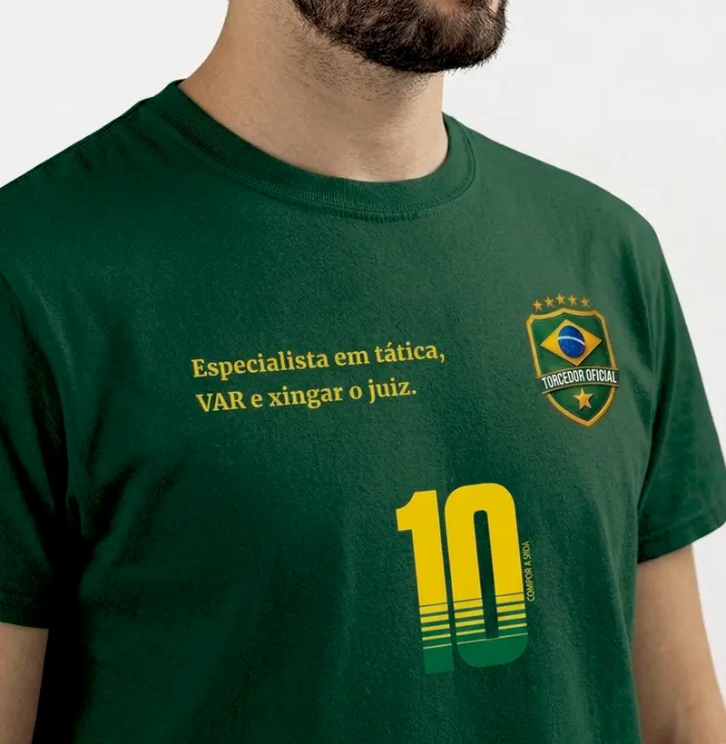 Especialista em tática, VAR e xingar o juiz - Torcedor Oficial