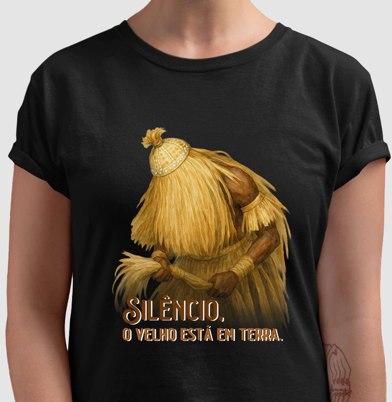 Silêncio, o velho está em terra