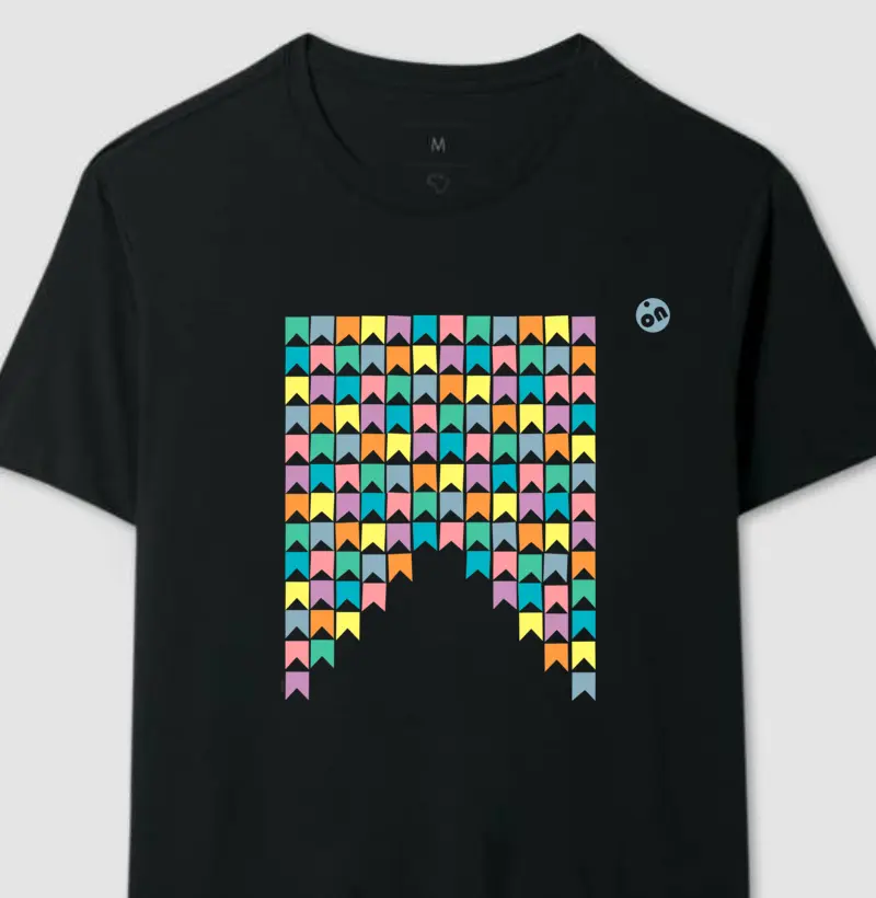 camiseta Bandeirinhas