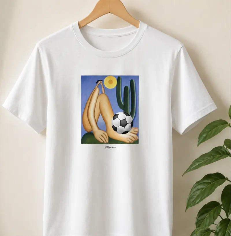 feminina de futebol estampa "abaporu boleira" joga bonita