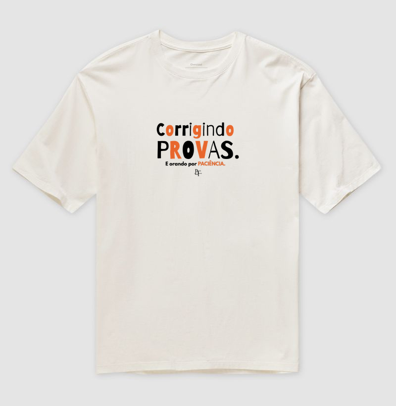 Corrigindo Provas e Orando por Paciência