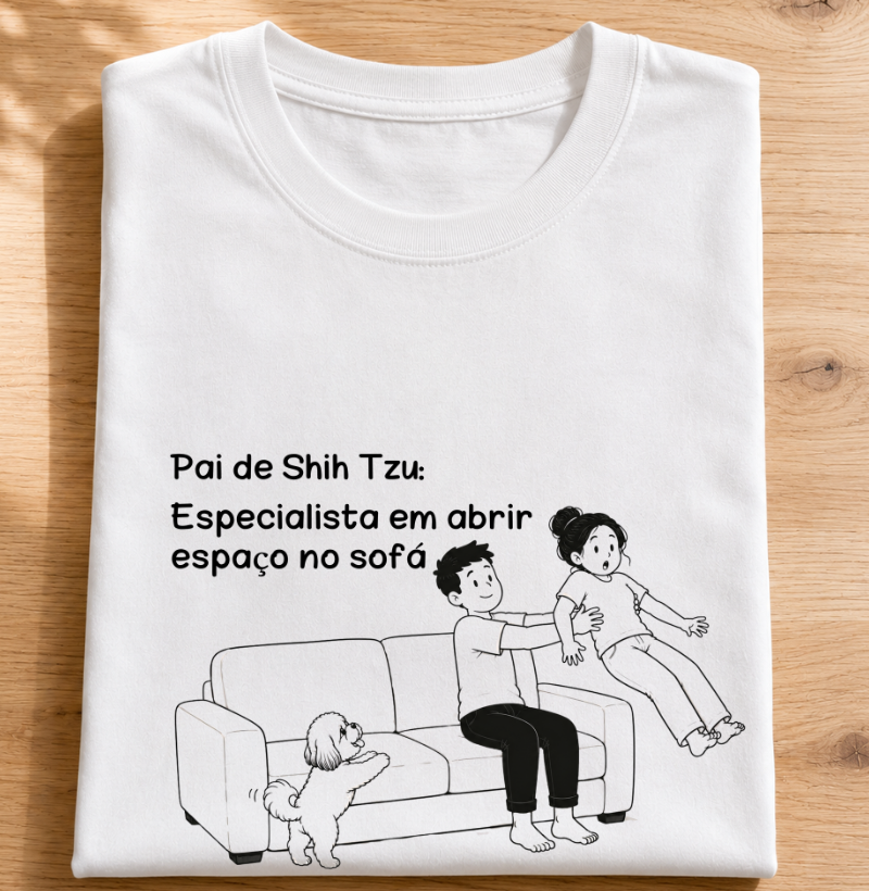 Pai de Shih Tzu, especialista em abrir espaço no sofá 