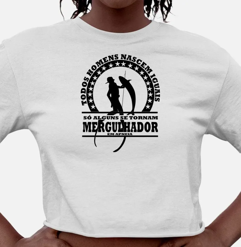 Camisa Cropped Todos Homens Nascem Iguais