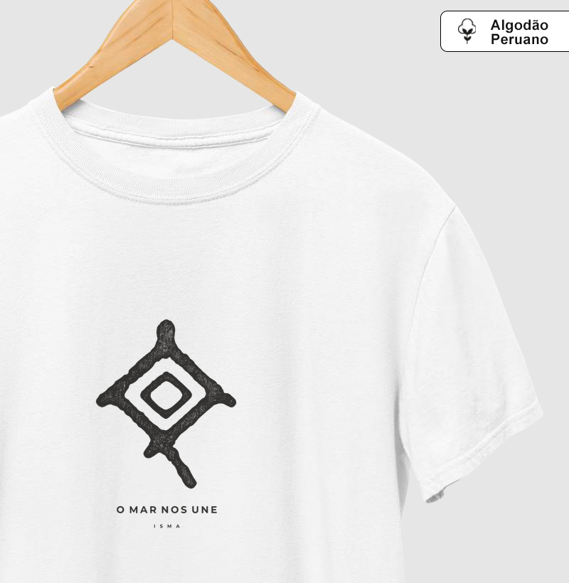 O MAR NOS UNE - Branca - Camiseta Algodão Peruano