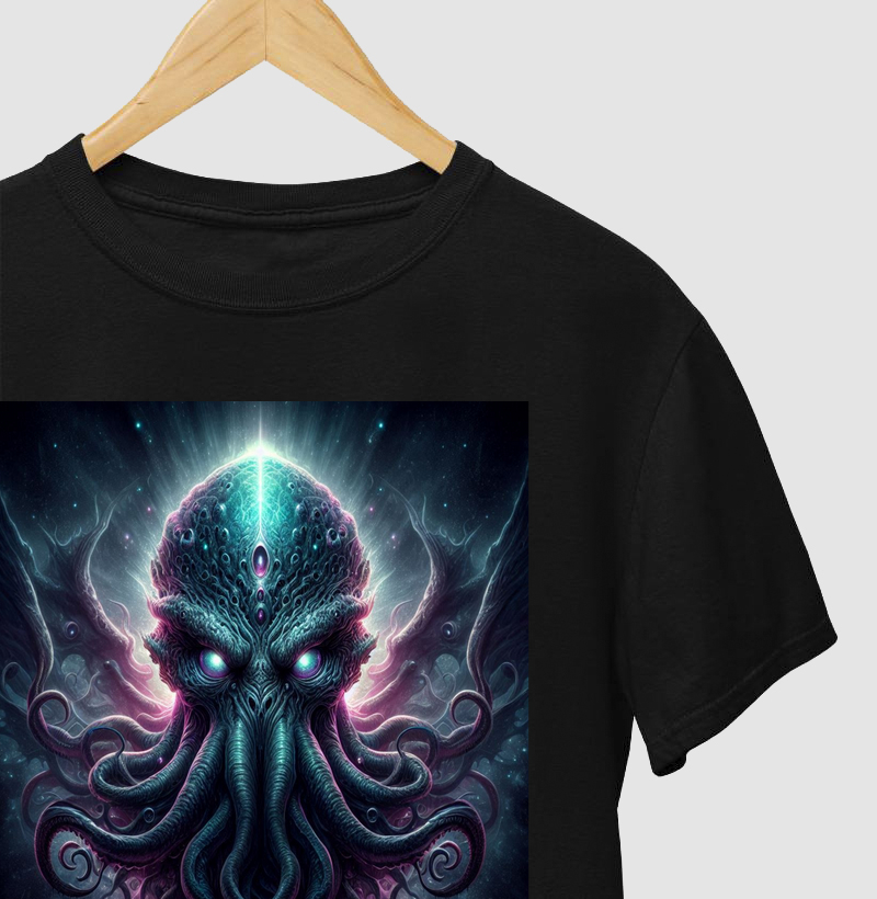 Camisa "Cthulhu – O Despertar do Antigo"