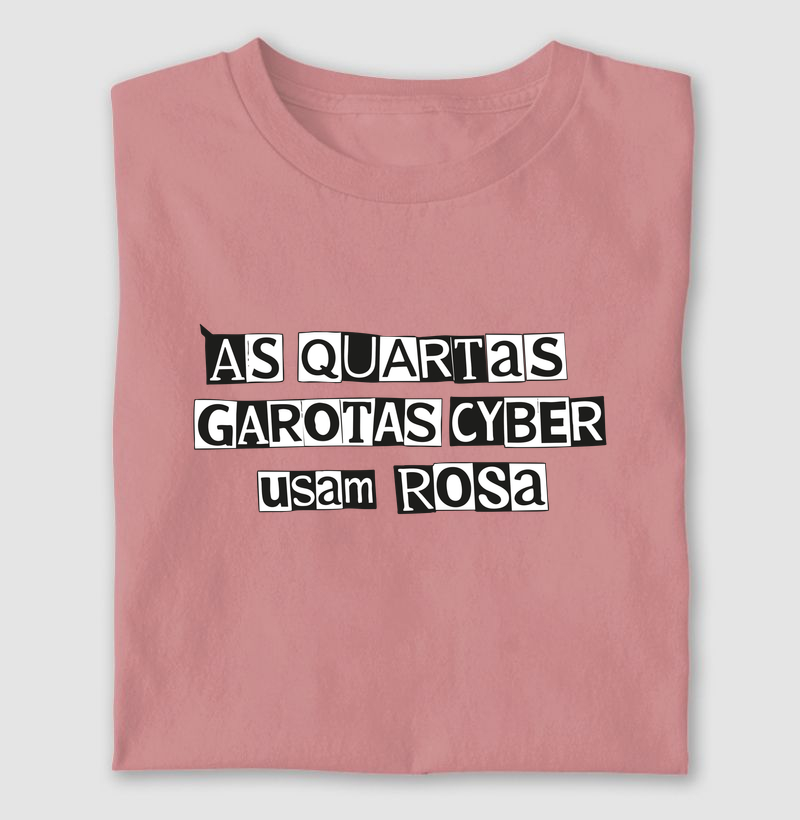As quartas Garotas Cyber usam rosa