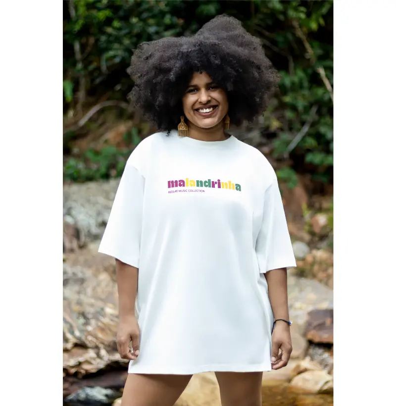  Camiseta Oversized Malandrinha. Coleção Reggae. Unissex. Algodão Premium.