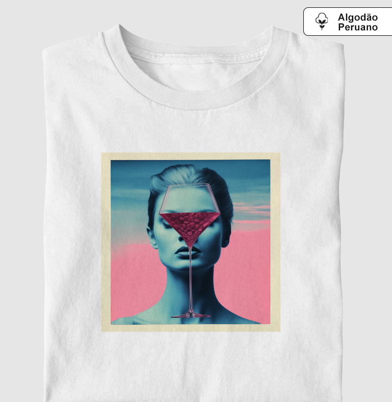 Camiseta Elegância em Tons de Vinho
