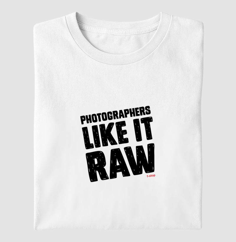 Photographers like it raw