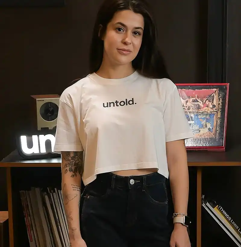 untold. Cropped