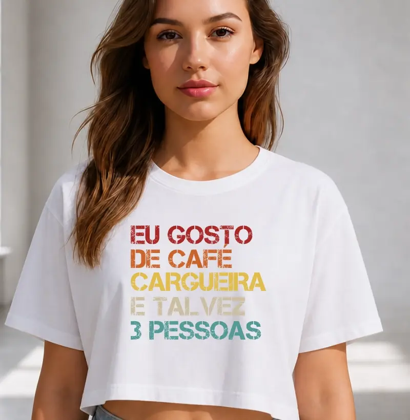 Camiseta Cropped Alma Outdoor | Café, Cargueira & Pouca Gente