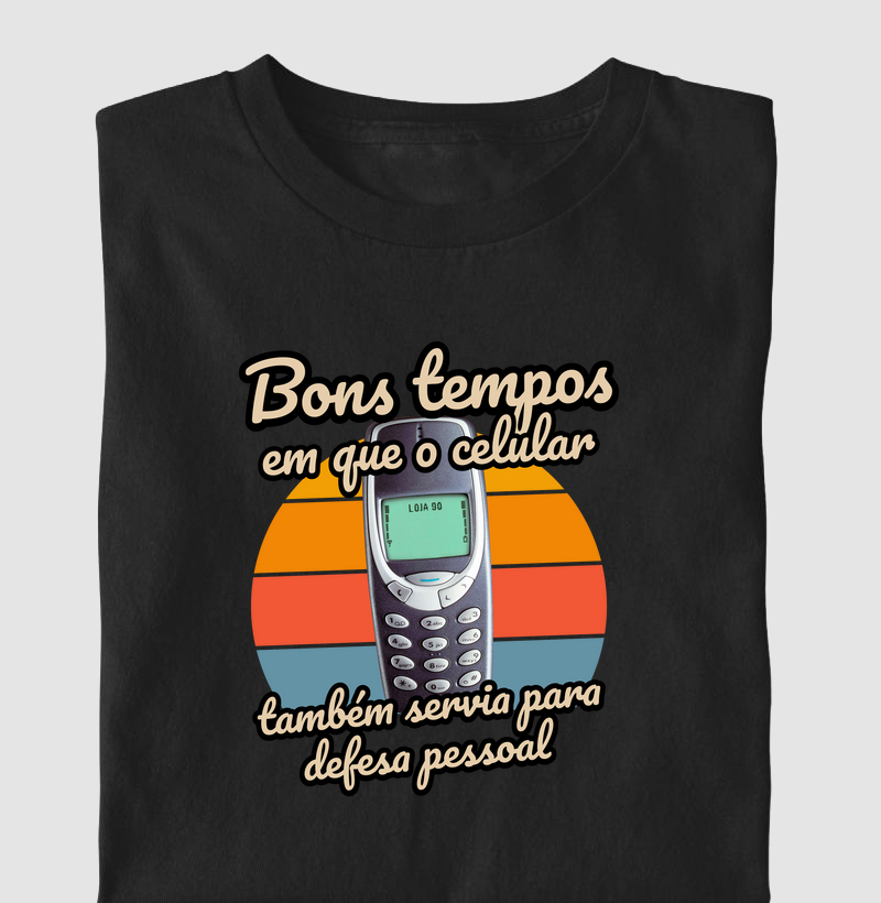 Bons tempos em que celular também servia para defesa pessoal