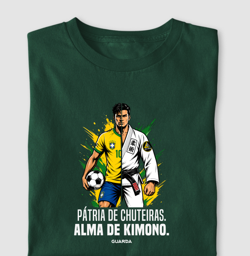 Pátria de Chuteiras. Alma de Kimono.
