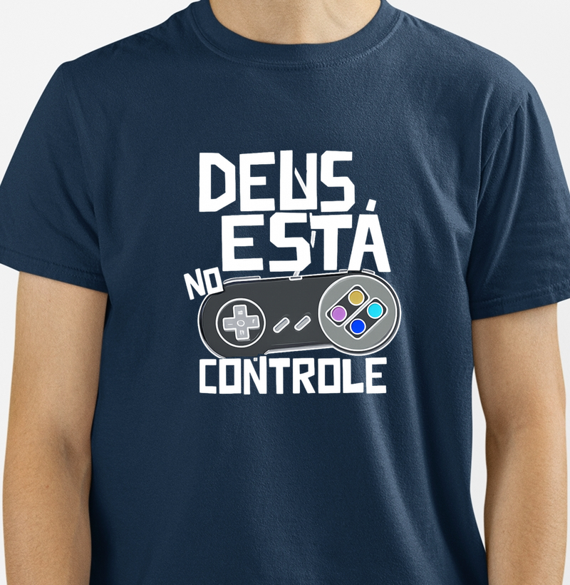 Camiseta Deus Está no Controle