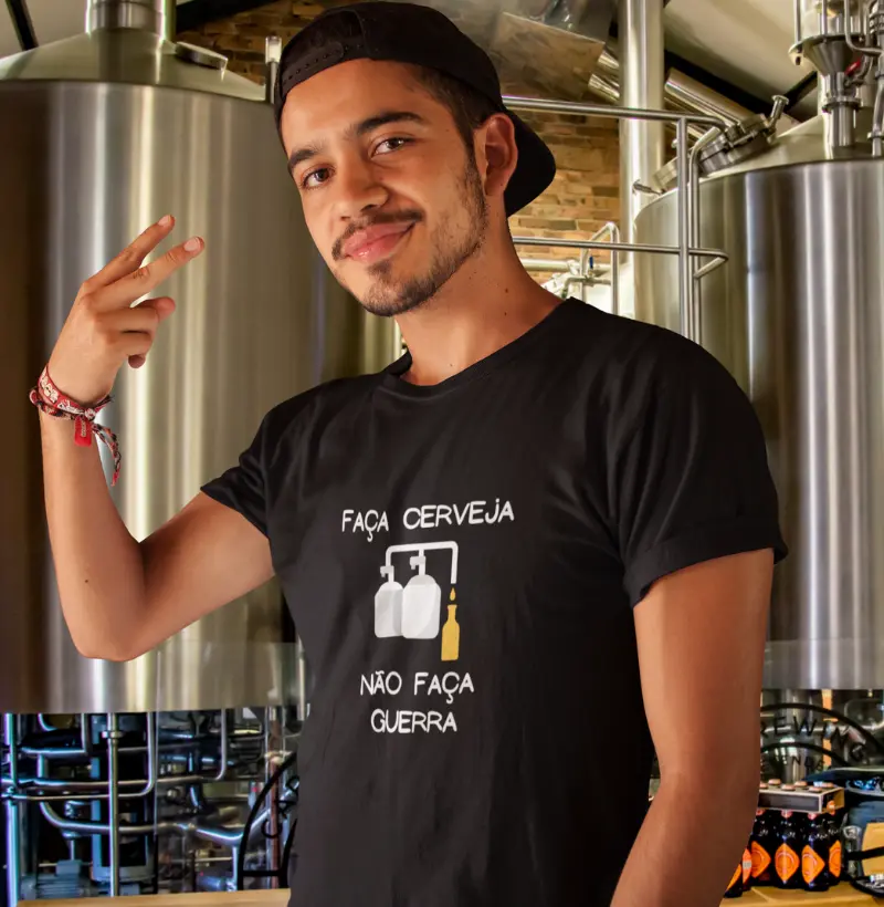 Faça cerveja não faça guerra