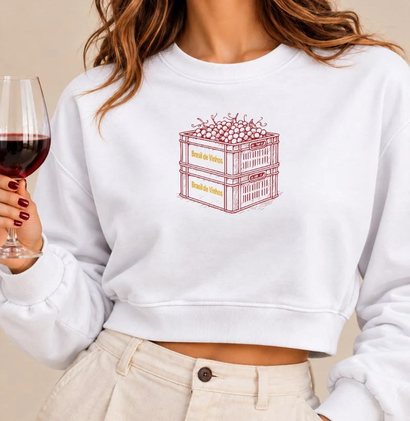 Moletom Cropped Brasil de Vinhos - Caixa Vinho - Cropped Moletom