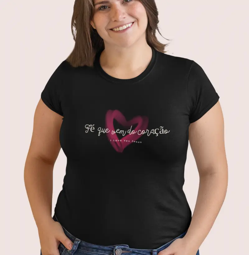Camiseta Feminina Religiosa Fé que Vem do Coração