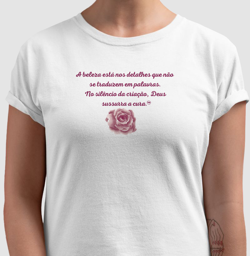 🌸 “Amor que Cura Silenciosamente” — Blusa Ancorada no Amor Puro de Deus