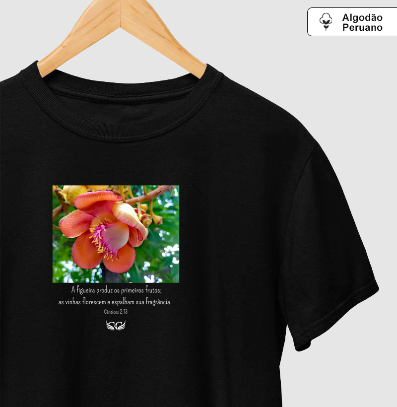 Camiseta Algodão Peruano As Vinhas Florescem e Espalham sua Fragância. Cantares 2.13