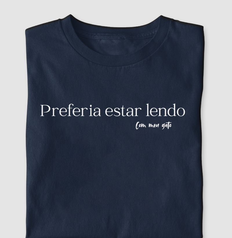 Preferia estar lendo com meu gato