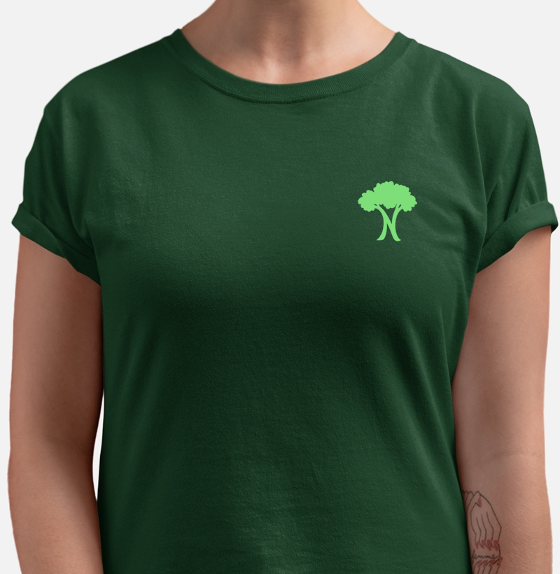 Camisa N árvore de Poloneco