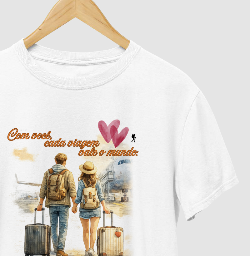 Camiseta Estampa Casal no Aeroporto | Excursionista