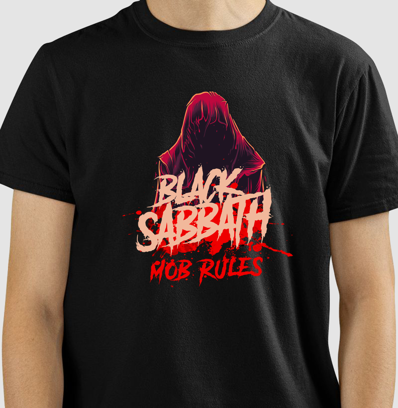 CAMISETA COM ESTAMPA BLACK SABBATH - MOB RULES