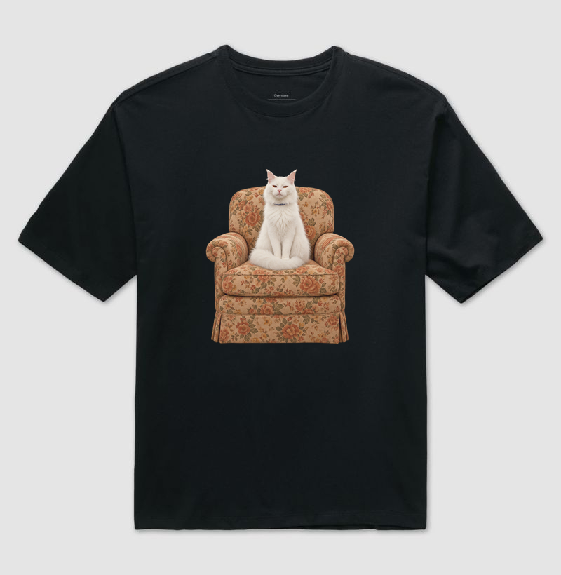 Camiseta Oversized Barão na Poltrona