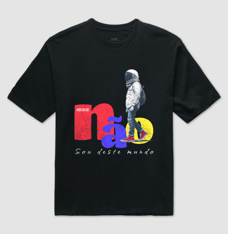 CAMISETA OVERSIZED "ASTRONAUTA"