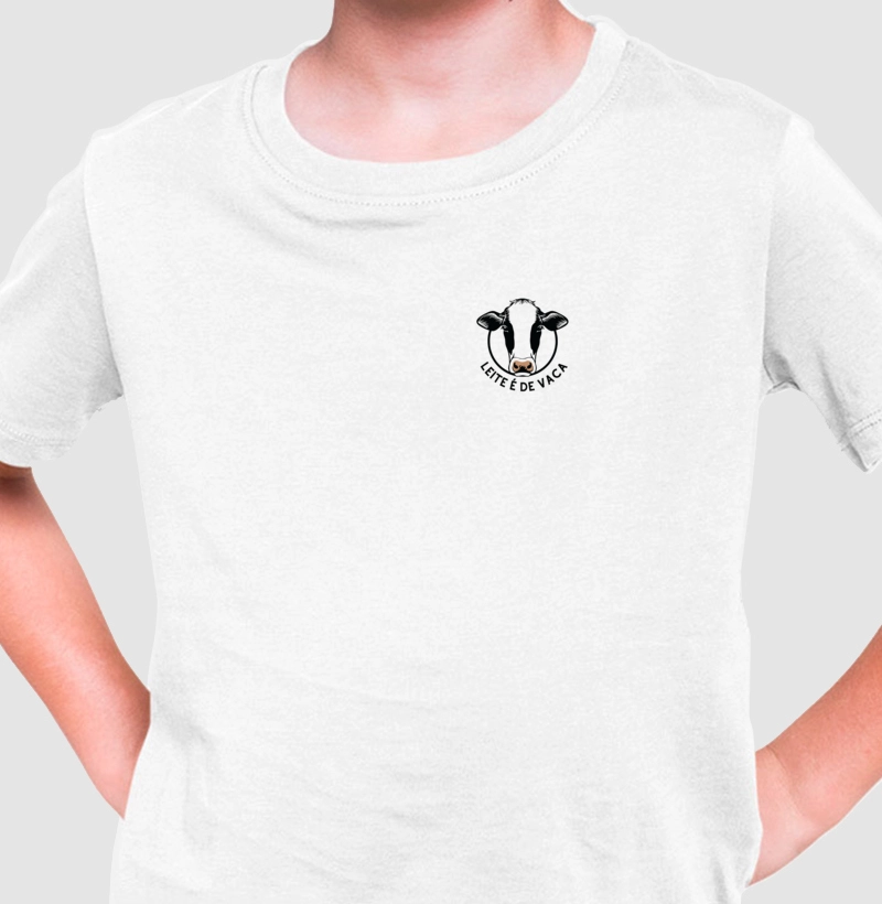 Leite é de vaca - bolso - Camiseta Infantil