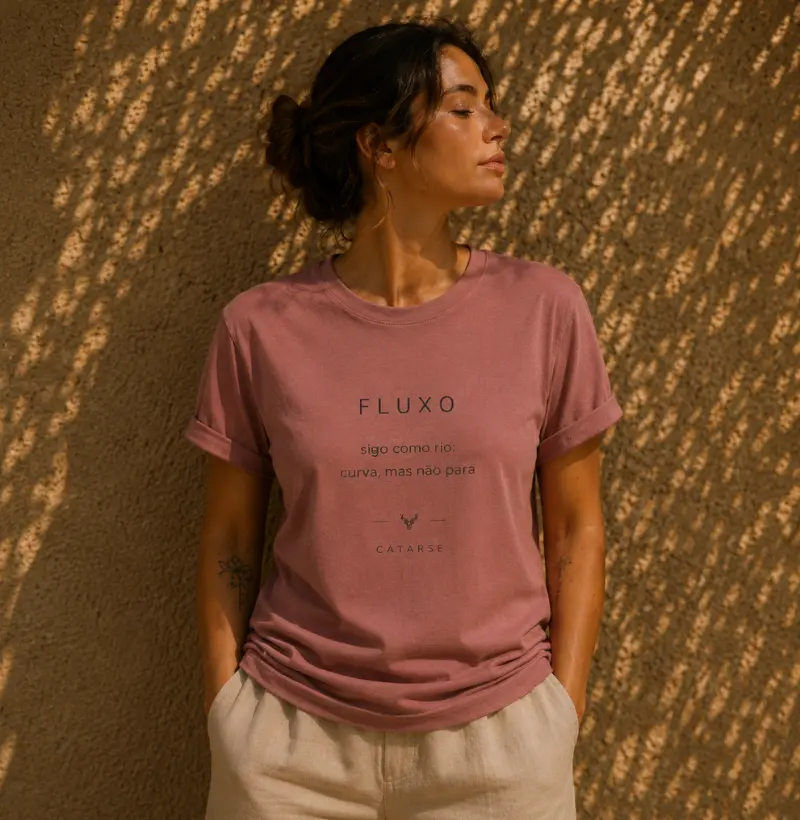 FLUXO — “sigo como rio: curva, mas não para”
