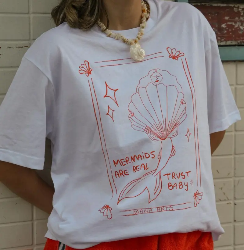 SEREIA TEE - Ilustração Mana Arts