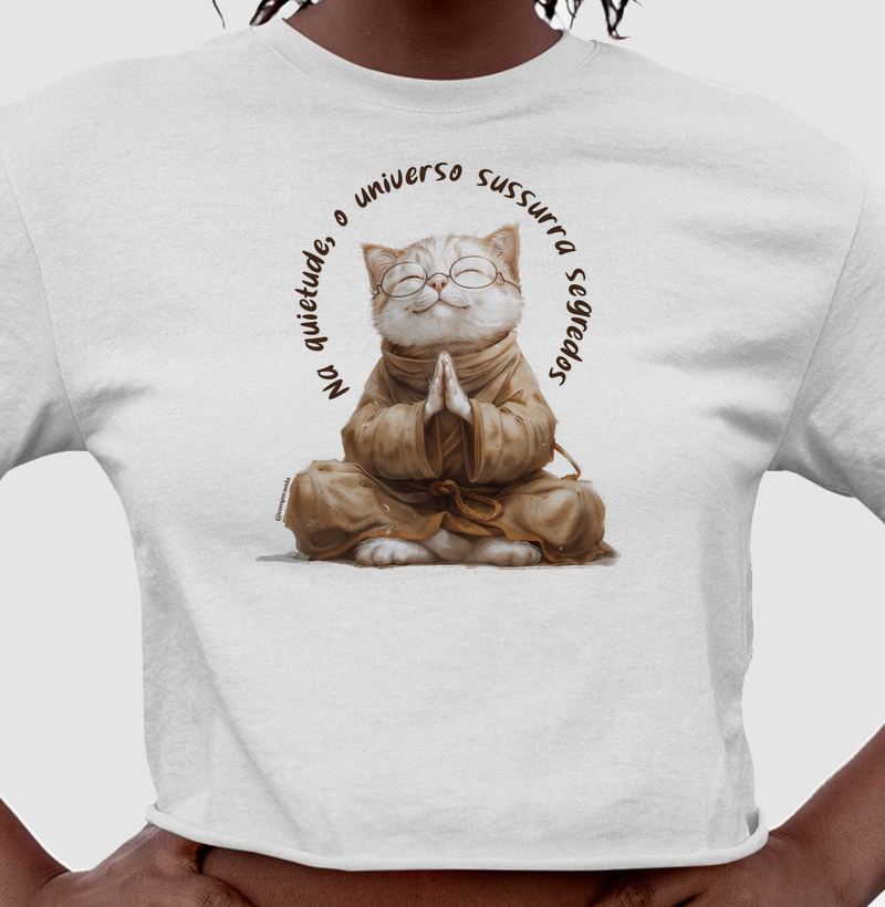 Na quietude, o universo sussurra segredos.