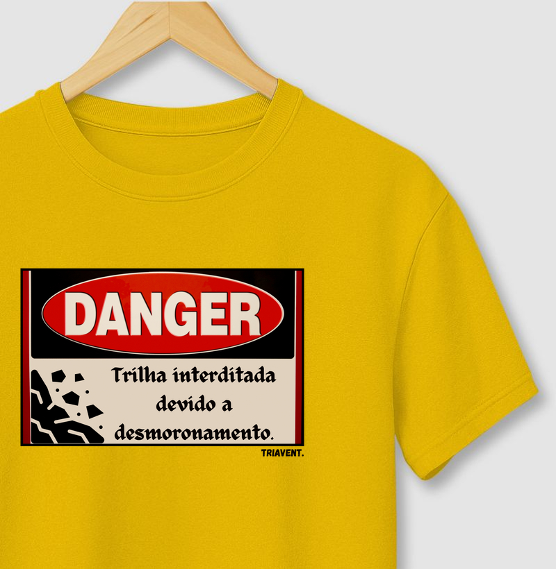 Camiseta Danger.