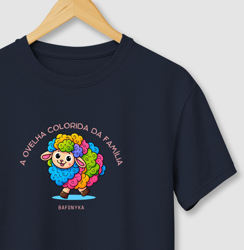 🌈 Ovelha colorida da família.