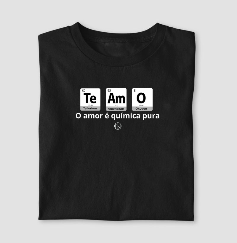 Camiseta O Amor é Química Pura
