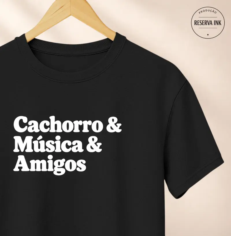 Cachorro & Música & Amigos